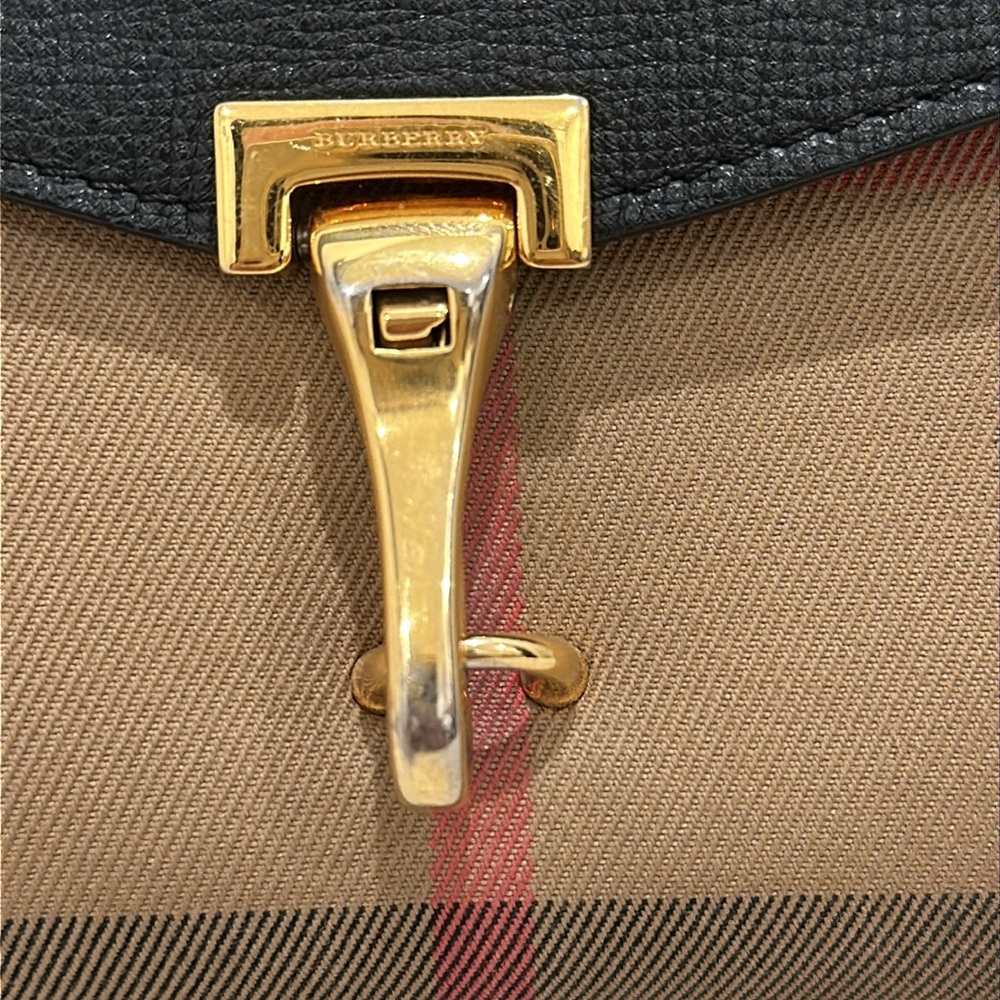 Burberry Black and Tan Checkered Women's Bag - Picture 3 of 7